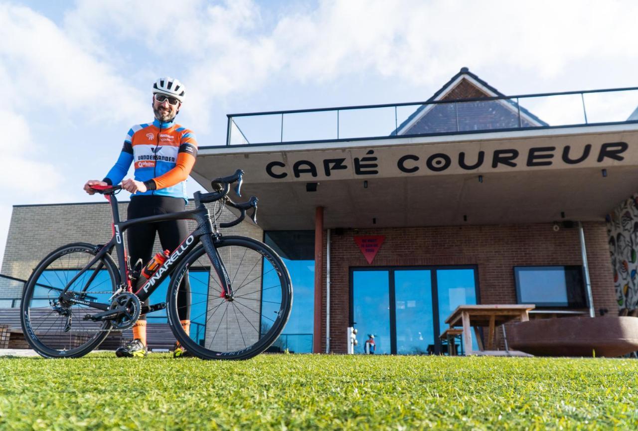 فندق Cafe Coureur بورغلون المظهر الخارجي الصورة